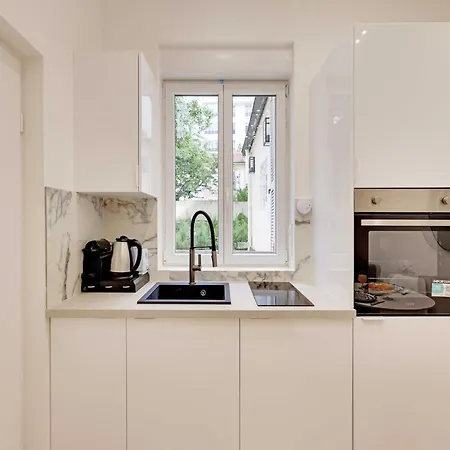 Cozy 4p Near La Defense بيت للعطل *